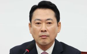 장동혁 "지선 40일전 사퇴가 도움될지 고민"