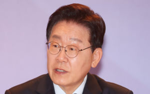 李 "한반도 평화 정책 흔들림 없이 추진"