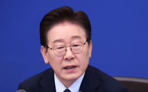 李 "부분개헌 현실적…맞지않는 옷 고쳐야"