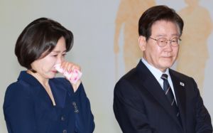李, 순직공무원 부모에 "국가가 자식도리"