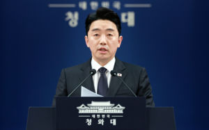강훈식 加방문…'60조 잭팟' 잠수함 수주 총력