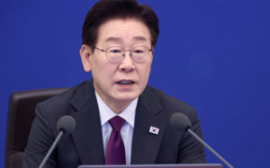 李 "국가폭력 피해자 모욕 강력 응징해야"