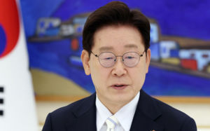 李 "국가채무 40% 중후반대로 낮아질 전망"