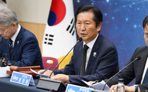 與 비당권파, 정청래 면전서 "당권은 짧다"