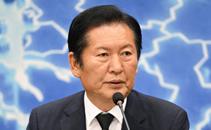 與 "李대통령 메시지, 정청래 저격? 왜곡"