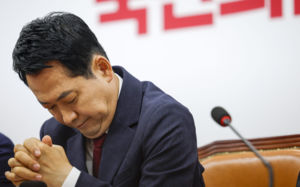 국힘, '장동혁 사퇴' 또 충돌…최고위 설전