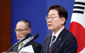 李 "당정, 갈등처럼 보이나 잘 되려는 과정"