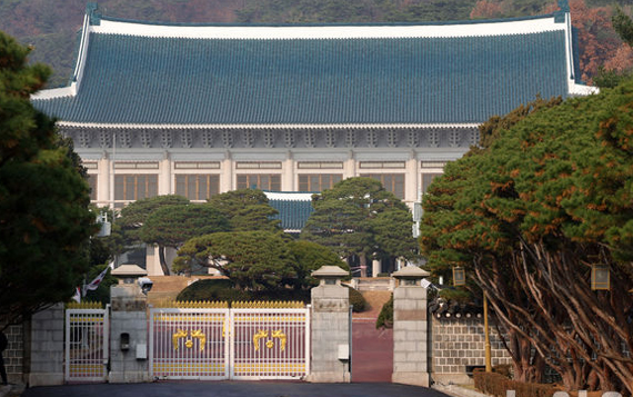 靑 신임 민정수석 한찬식·홍보수석 성기홍