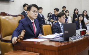 선관위 국조특위 기관보고…여야 질타 예고
