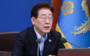 李 "메가 프로젝트, '한국판 실리콘밸리'"
