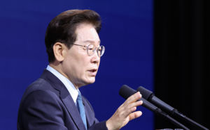 이번엔 진주…李, 3번째 메가프로젝트 보고
