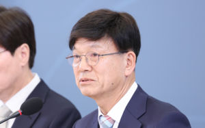 靑 "이병태 '5·18 성역됐다' 발언 부적절"