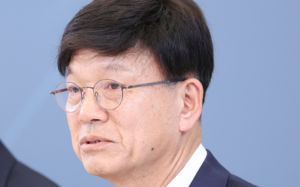 이병태 결국 사의…'5·18 성역' 발언 나흘만