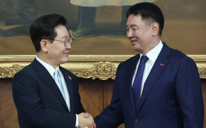 한몽 정상회담…李 "황금시대 열 역사적 만남"
