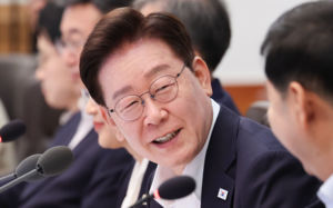 李 분당 아파트 5달만에 팔려…靑 "수일 내 본계약"