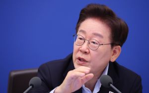 李 "성과급 배분, 노동쟁의 대상 아니다"
