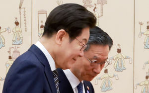 靑, 정성호 사의표명 부인…李, '만류' 해석