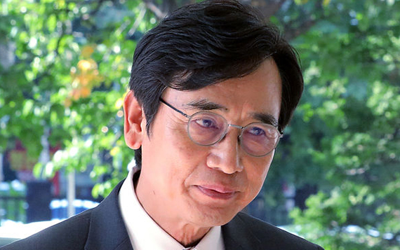 유시민 "李 비평에 관계 멈추면 받아들인다"
