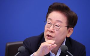 李, 형소법 개정안 심의 전망…업무보고 재개