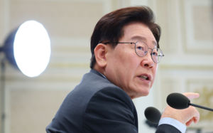 李대통령 "배달앱 수수료 적절한 통제 필요"