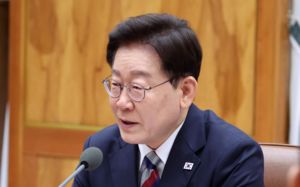 李 "4년 중·연임 입장 일관…필요하다면 임기 단축"