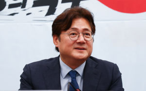 靑 "대통령 관저 연내 이전…보안·경호 강화"