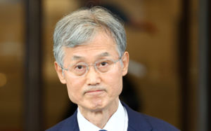 與 "대법관 재제청 정당"…野 "사법권 침해"