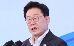 李 지지율 38.9%…7주째 하락해 '최저'