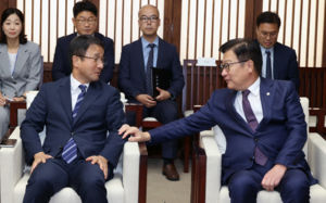 막 오른 정기국회…'슈퍼예산' 본격 힘겨루기