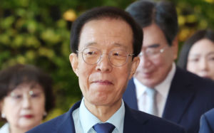 이석연 "권력 아부 안돼…통합위, 쓴소리 창구"