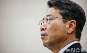 김승원 청문보고서 與 주도로 채택…국힘 퇴장