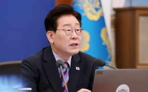李 "주거·일자리·서민금융에 재원 집중"