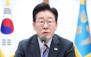 李 "메가 팹, 산단-정주여건 계획 묶어 추진"