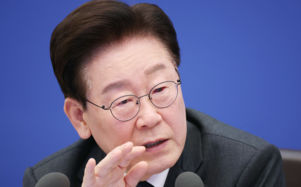 이 대통령 "비난해도 SNS 소통 계속할 것"