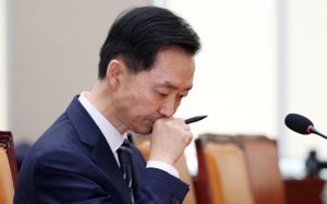 與, 김지용 자료 제출 미흡 질타…"검찰 시즌2"