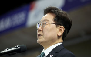 李 "IMF, 韓 잠재성장률 2년연속 반등 전망"