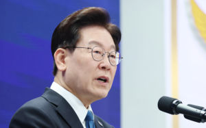 李 "중수청장 국무회의 배제론, 위헌적 억지"