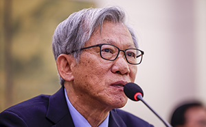 李, 유홍준 국립중앙박물관장 사직안 재가