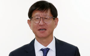李, 최길수 청와대 특별감찰관 임명안 재가