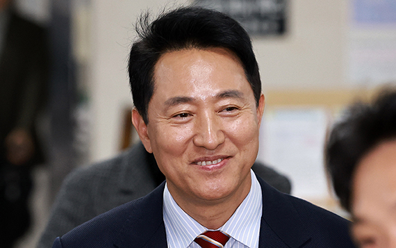 與 "吳 무죄 납득 어려워"…野 "사필귀정"