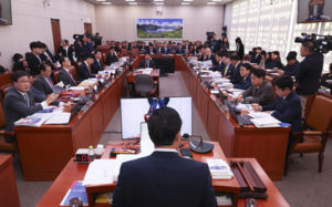 외통위 등 종합국감…한미동맹·김정은 방중 쟁점
