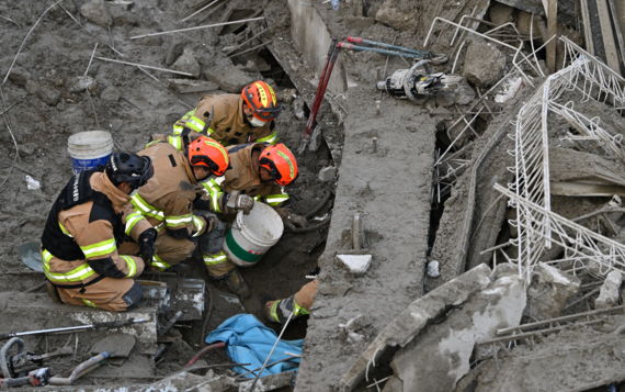 마지막 실종자도 숨진채 발견 붕괴 이틀 만에 4명 전원 수습