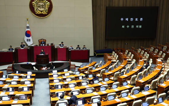 2박3일 필리버스터 대결 마침표 與, 정통법개정안 강행처리 수순