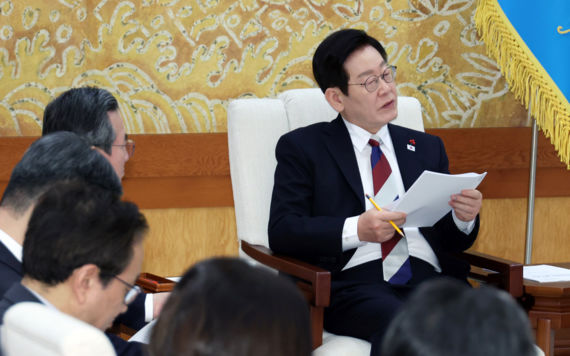 李, 청와대 복귀 후 첫 국무회의 내란재판부·정통망법 의결 전망