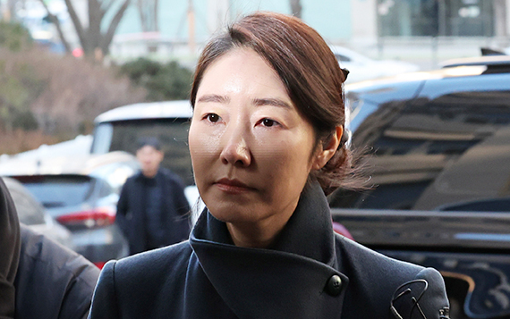 &nbsp;강선우 의원 경찰 출석 "원칙 지키며 살아왔다"