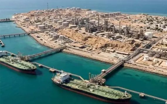 트럼프 "이란 하르그섬 완전 파괴 석유 기반 시설 다음 표적될 수도"