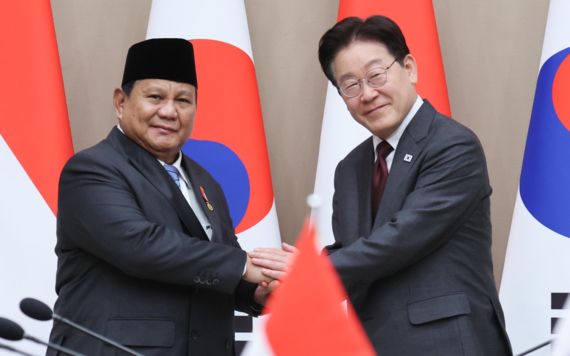 李 "인니, K-방산 소중한 파트너" 핵심광물 등 자원안보 협력 확대