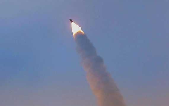 北 탄도미사일 수발 발사 이달에만 네 차례 도발