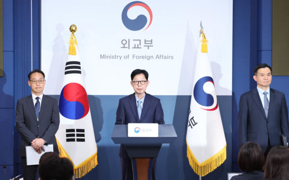 정부 "이란 미사일이 나무호 공격" 이란대사 "모두 부인…개입 없어"