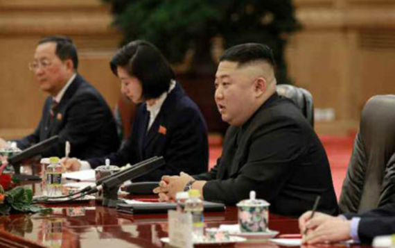 김정은, 1년 만에 중국 전격 방문 윤건영 "오늘 북한으로 돌아갈듯"